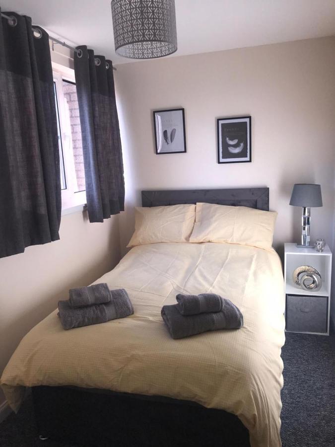 Vogue Apartments กลาสโกว์ ภายนอก รูปภาพ